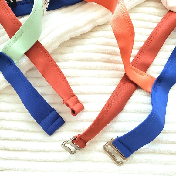 TAVIK+ BIKINI TOP SCOOP NECK COLOR BLOCKS SIZE LARGE - Picture 8 of 14